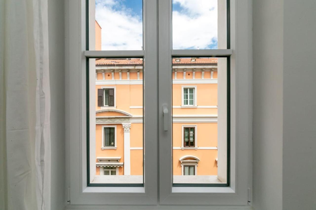 ~ Cozy Apartment ~ City Center Train Station Trieste Eksteriør bilde